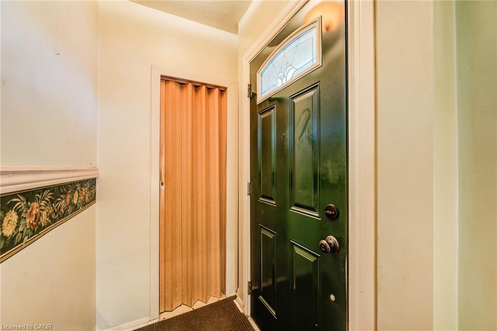 105 Lorne Crescent, Kitchener, ON - Indoor Photo Showing Other Room