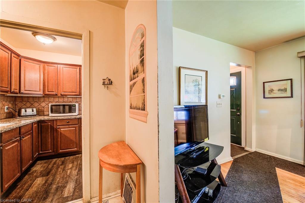 105 Lorne Crescent, Kitchener, ON - Indoor