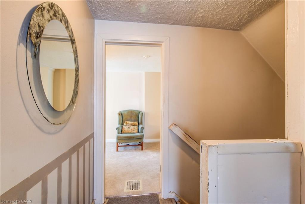 105 Lorne Crescent, Kitchener, ON - Indoor Photo Showing Other Room