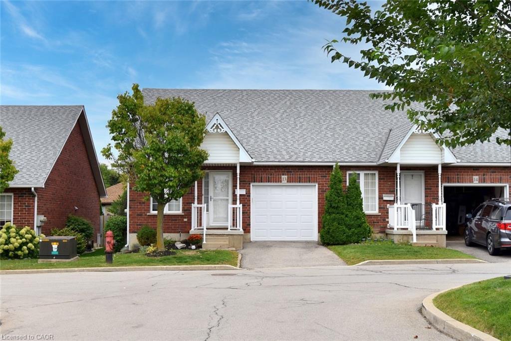 13-243 Fennell Avenue E, Hamilton, ON - Outdoor With Facade