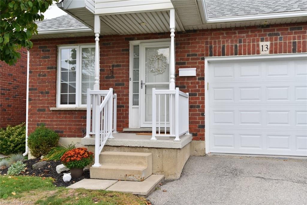 13-243 Fennell Avenue E, Hamilton, ON - Outdoor With Exterior