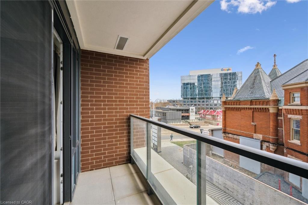 209-5 Wellington Street S, Kitchener, ON - Outdoor With Exterior