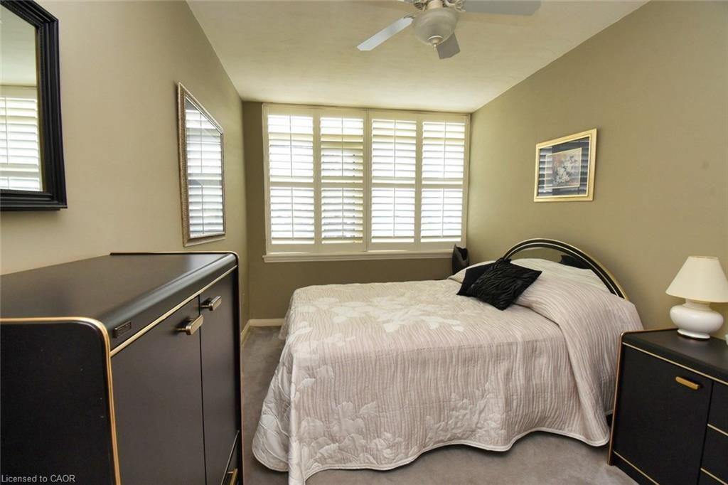 108-40 Harrisford Street, Hamilton, ON - Indoor Photo Showing Bedroom