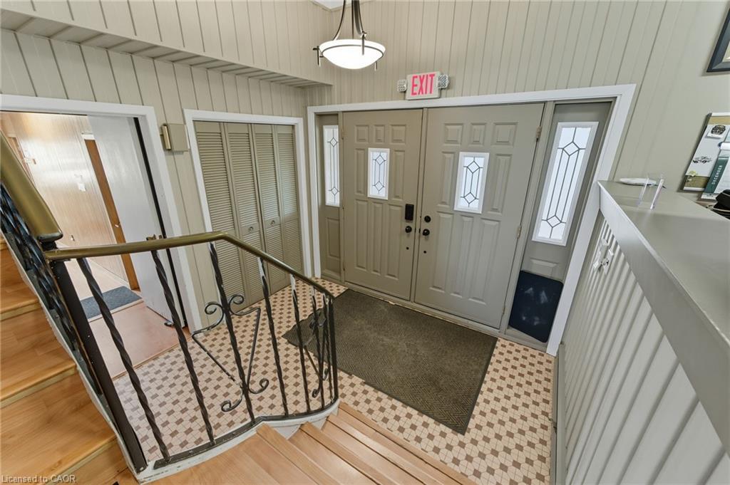 328 Trinity Church Road, Glanbrook, ON