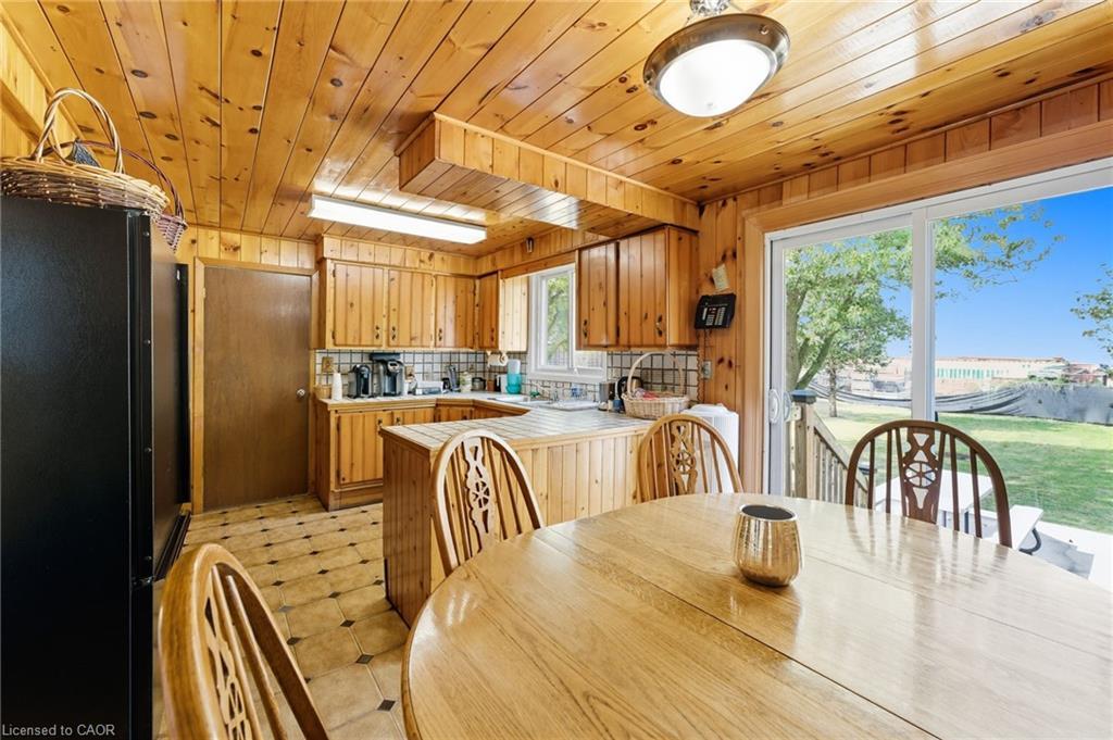 328 Trinity Church Road, Glanbrook, ON