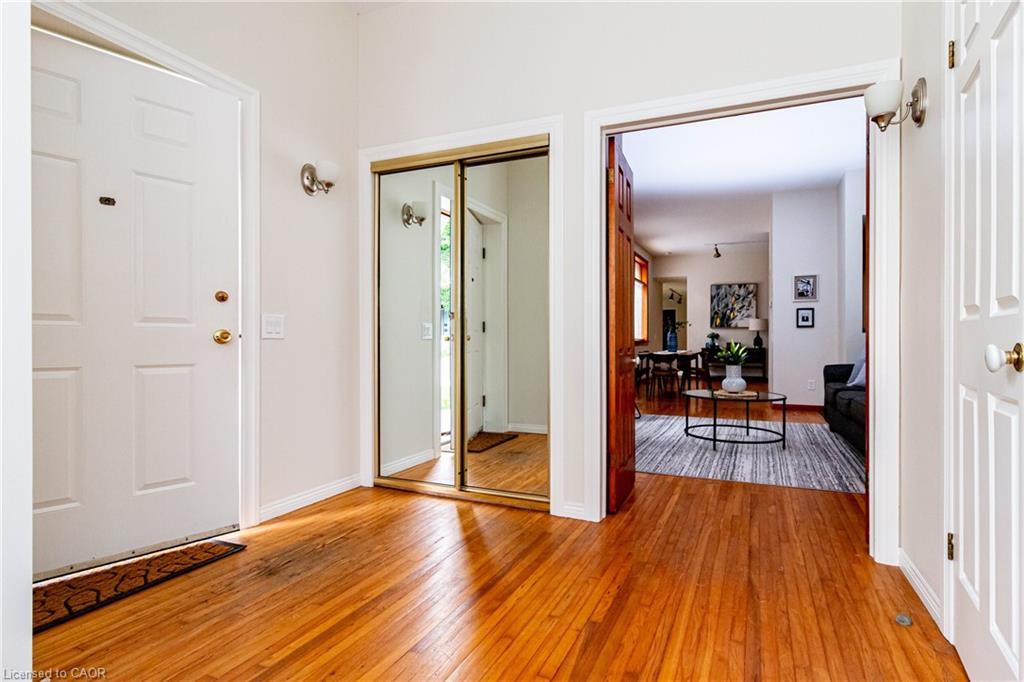 218 Bay Street S, Hamilton, ON - Indoor Photo Showing Other Room