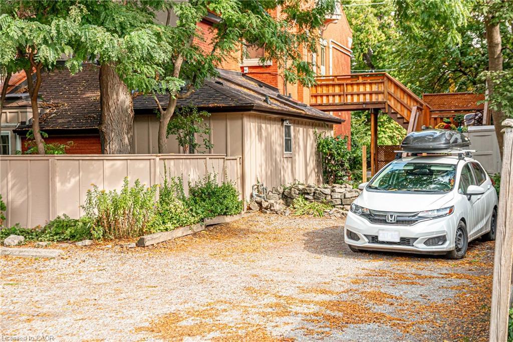 218 Bay Street S, Hamilton, ON - Outdoor