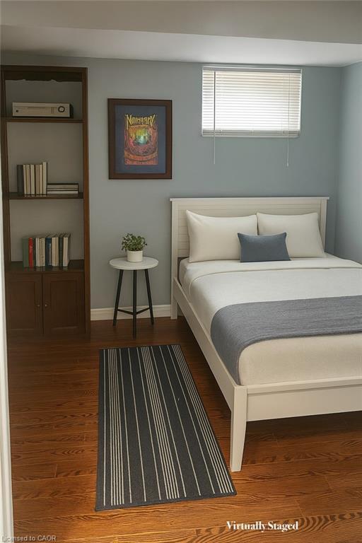 46 Delena Avenue S, Hamilton, ON - Indoor Photo Showing Bedroom