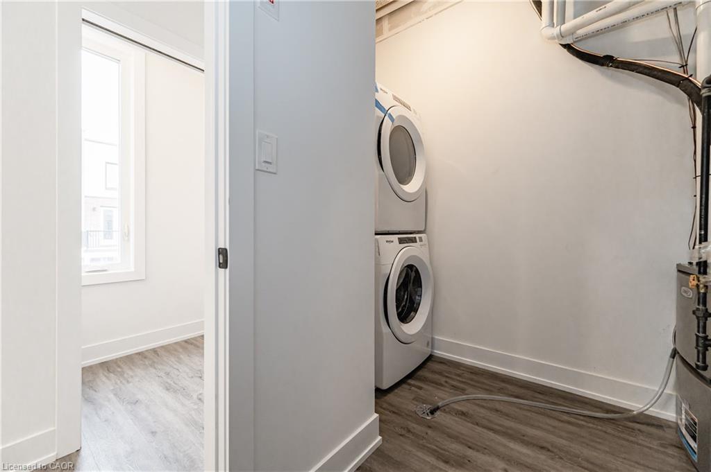 8-99 Roger Street, Waterloo, ON - Indoor Photo Showing Laundry Room