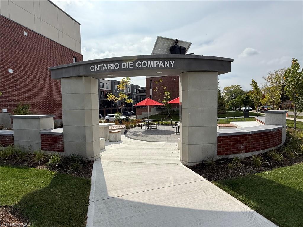 8-99 Roger Street, Waterloo, ON - Outdoor With Exterior