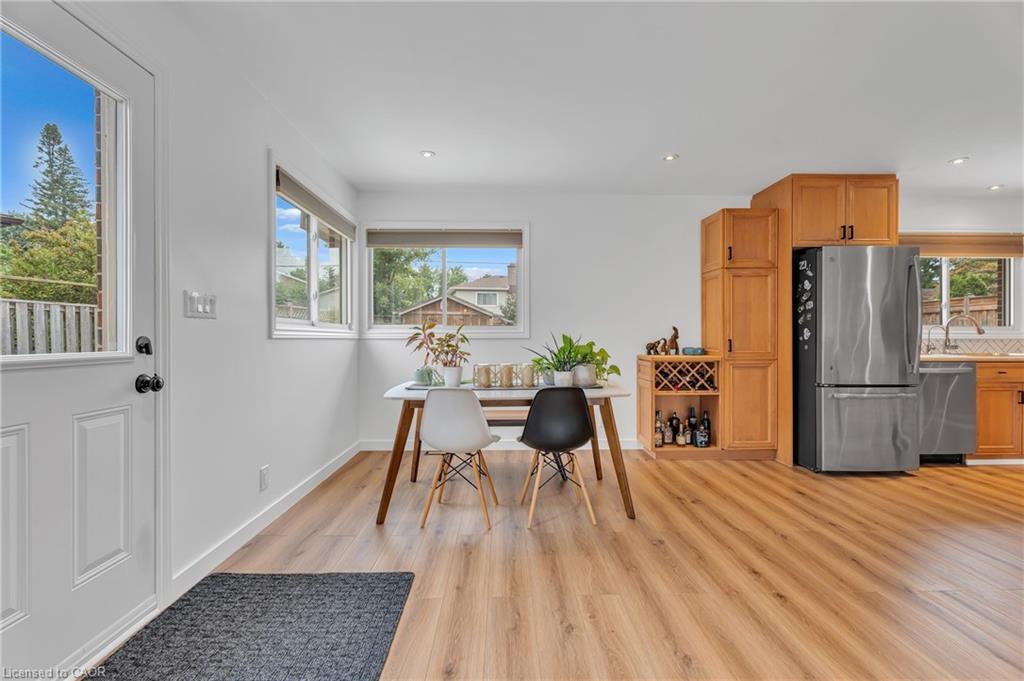 35 Hickery Place, Brantford, ON - Indoor