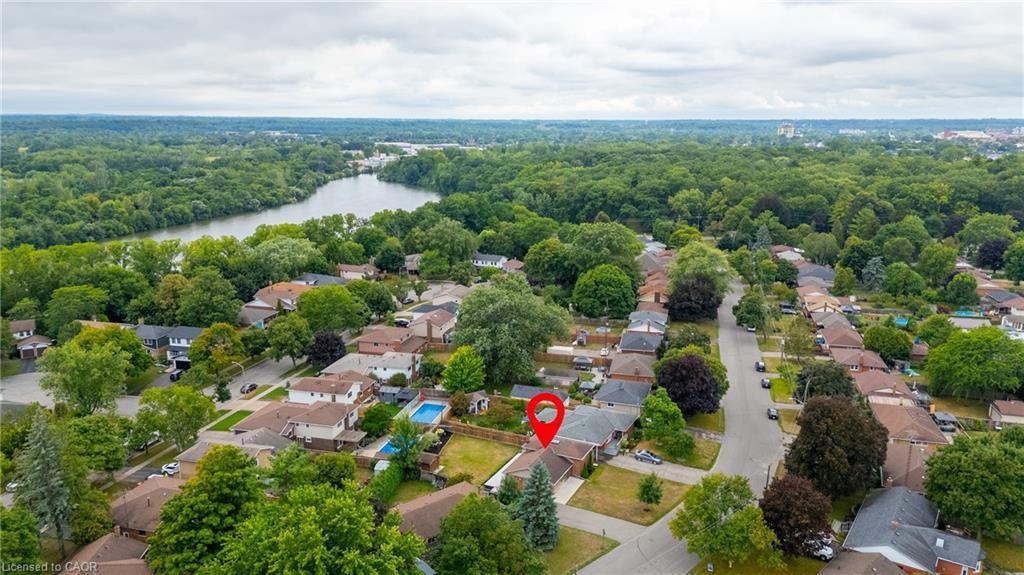 35 Hickery Place, Brantford, ON - Outdoor With View