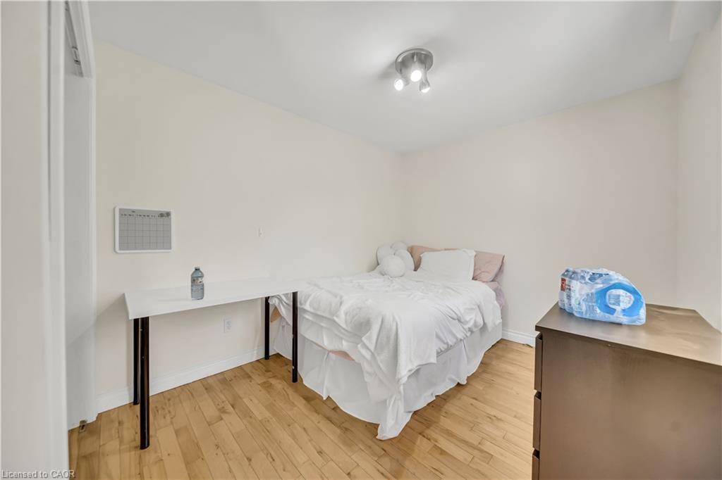 24 Columbia Street W, Waterloo, ON