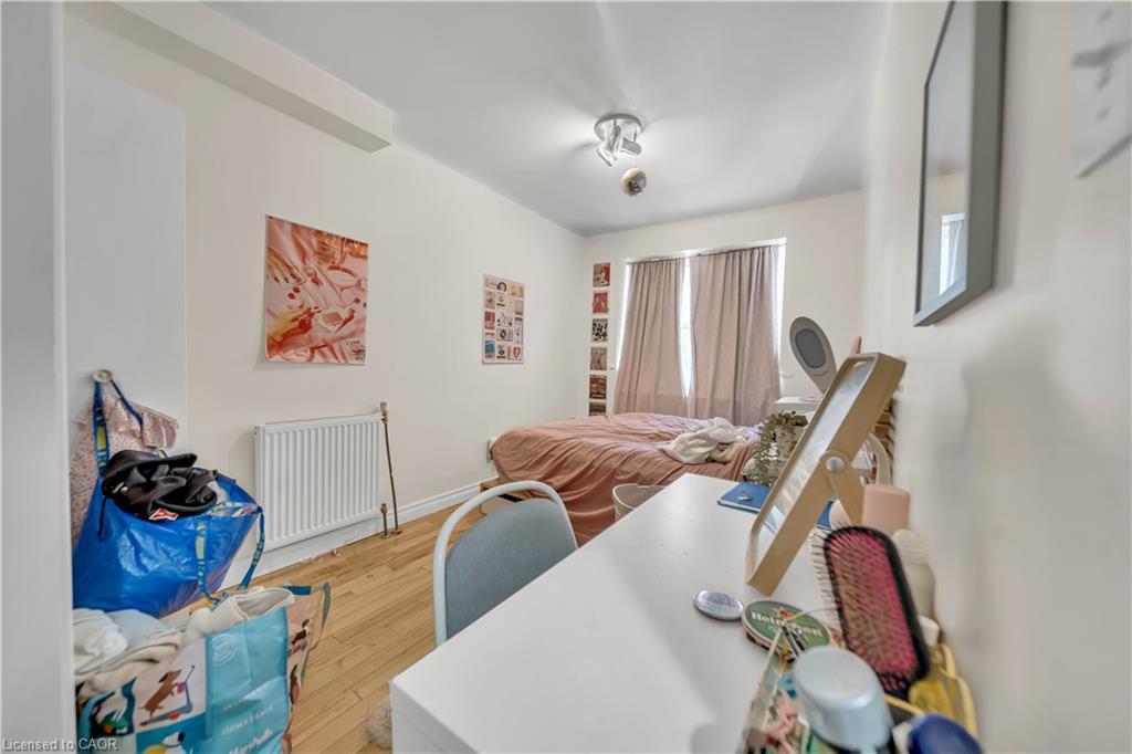 24 Columbia Street W, Waterloo, ON