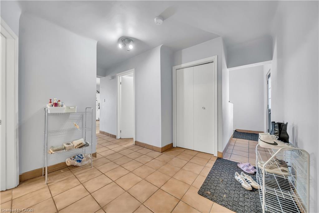 24 Columbia Street W, Waterloo, ON