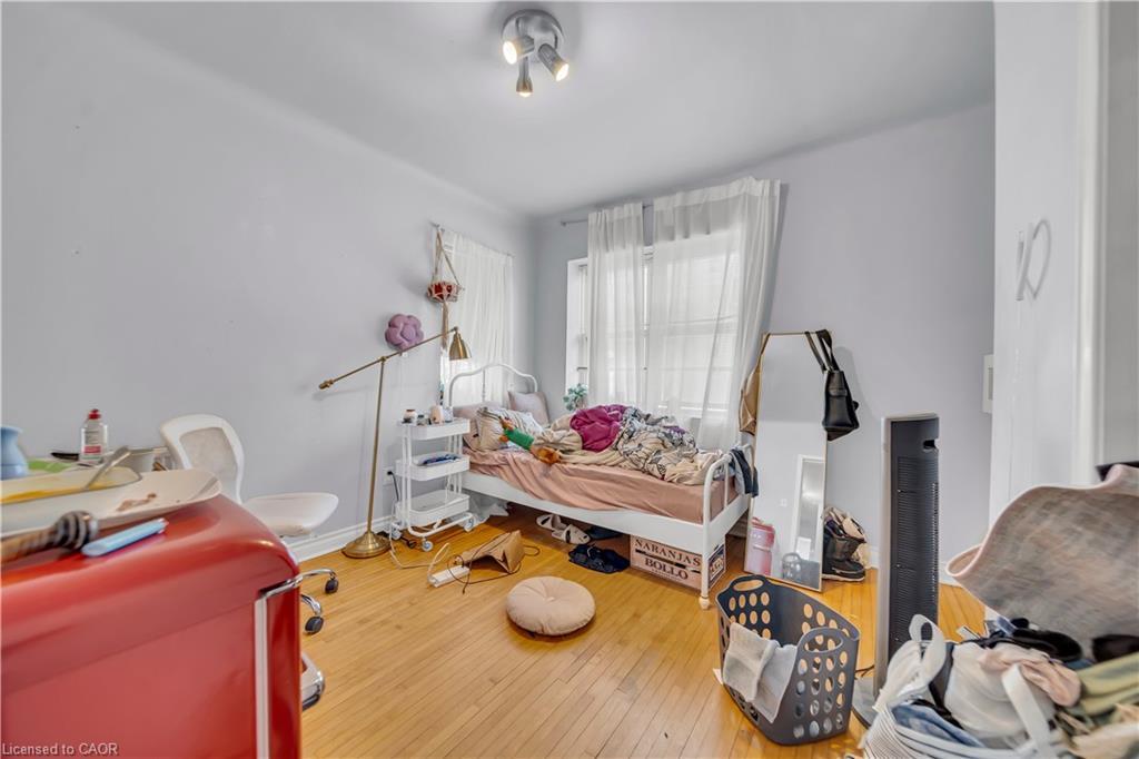 24 Columbia Street W, Waterloo, ON