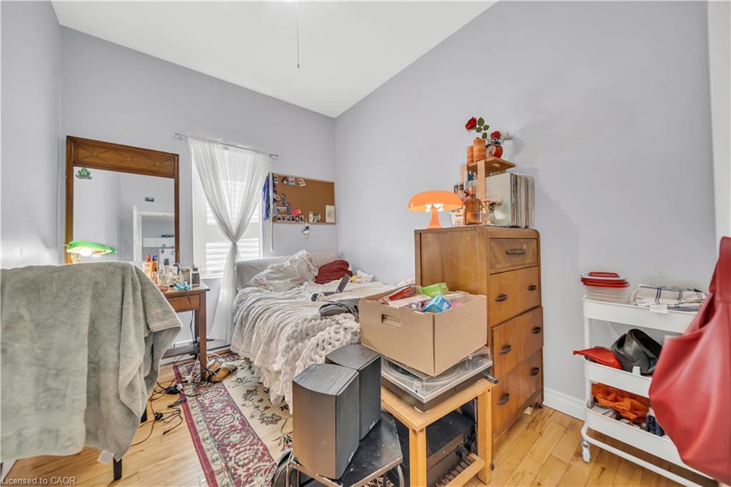 24 Columbia Street W, Waterloo, ON