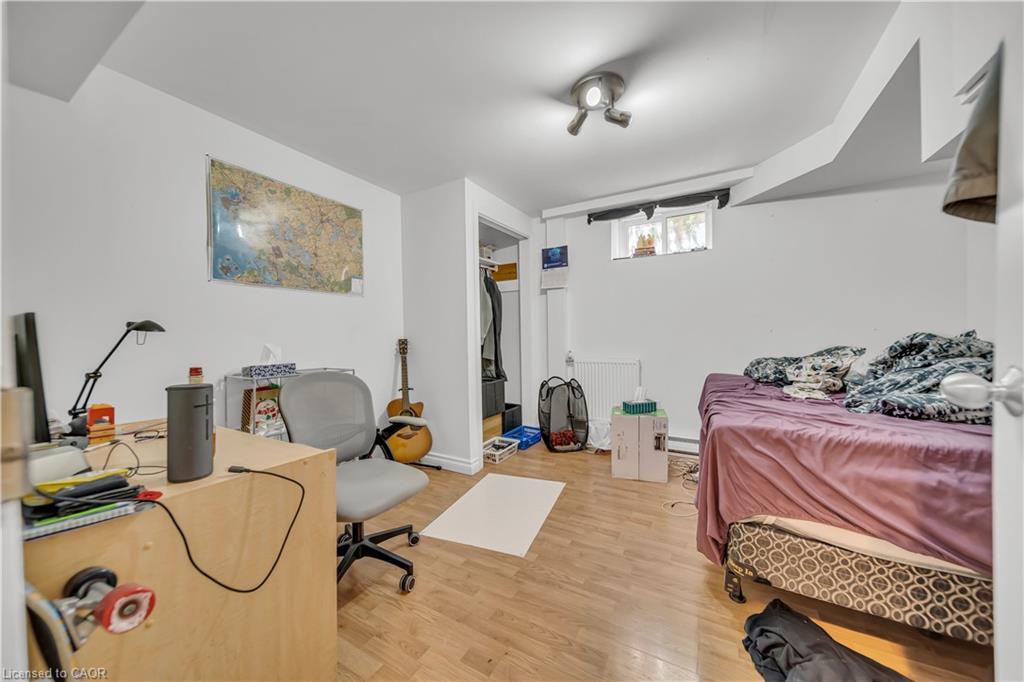 24 Columbia Street W, Waterloo, ON