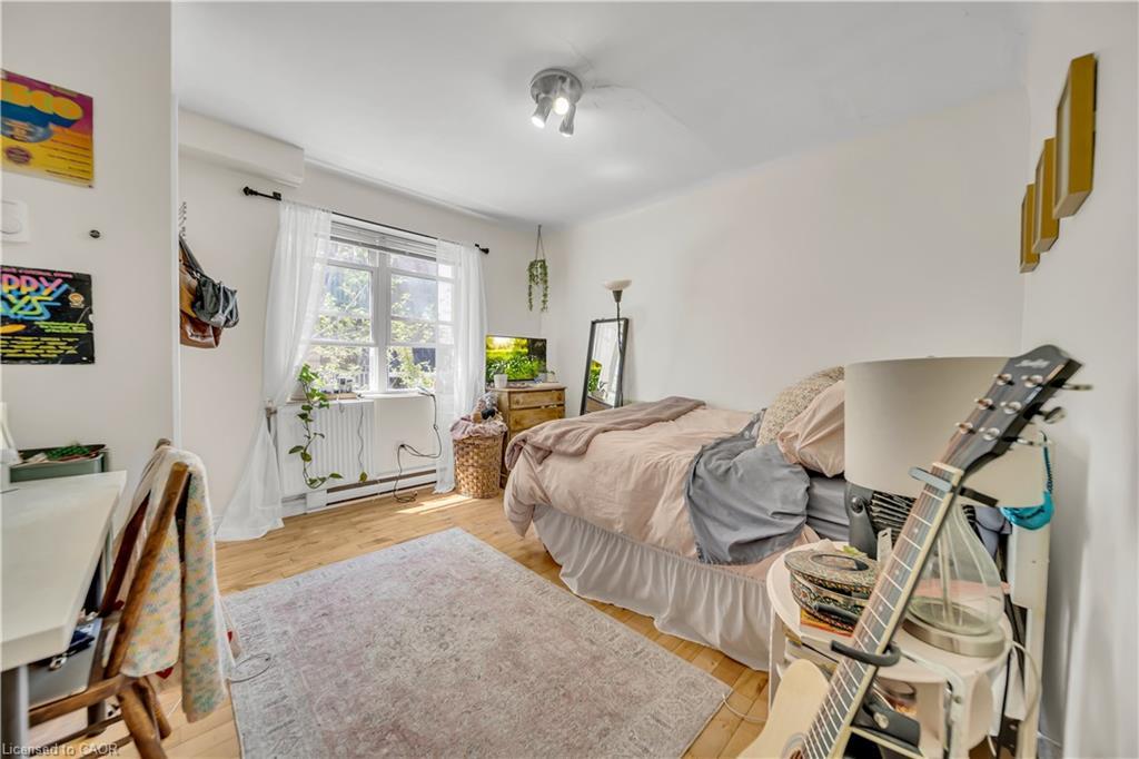 24 Columbia Street W, Waterloo, ON