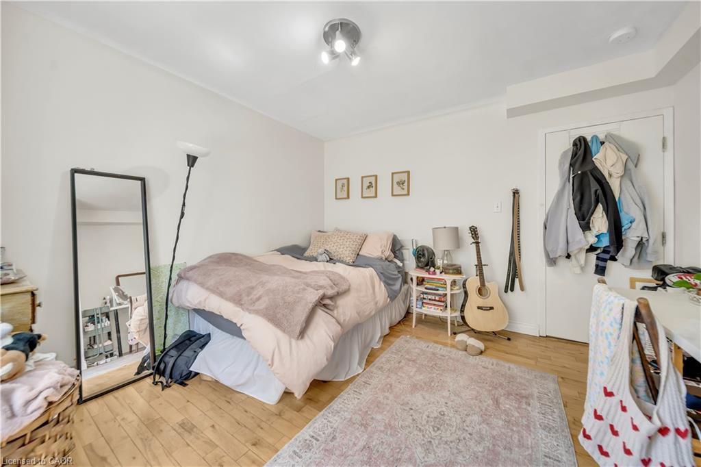 24 Columbia Street W, Waterloo, ON