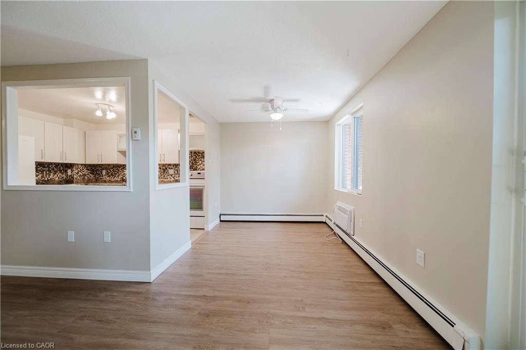 110-279 Chandler Drive, Kitchener, ON - Indoor Photo Showing Other Room