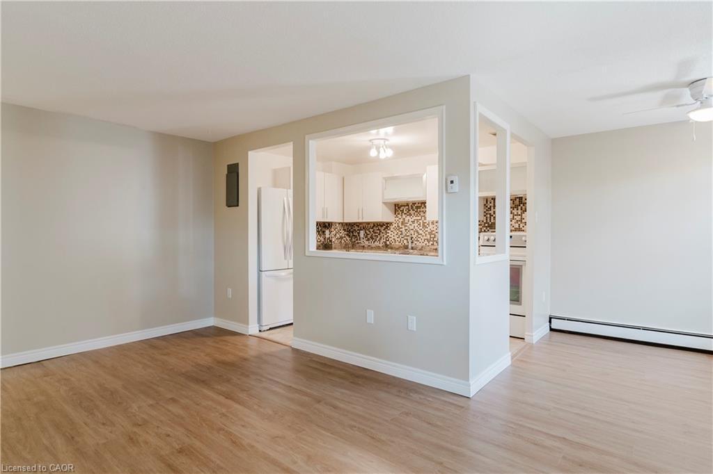 110-279 Chandler Drive, Kitchener, ON - Indoor Photo Showing Other Room