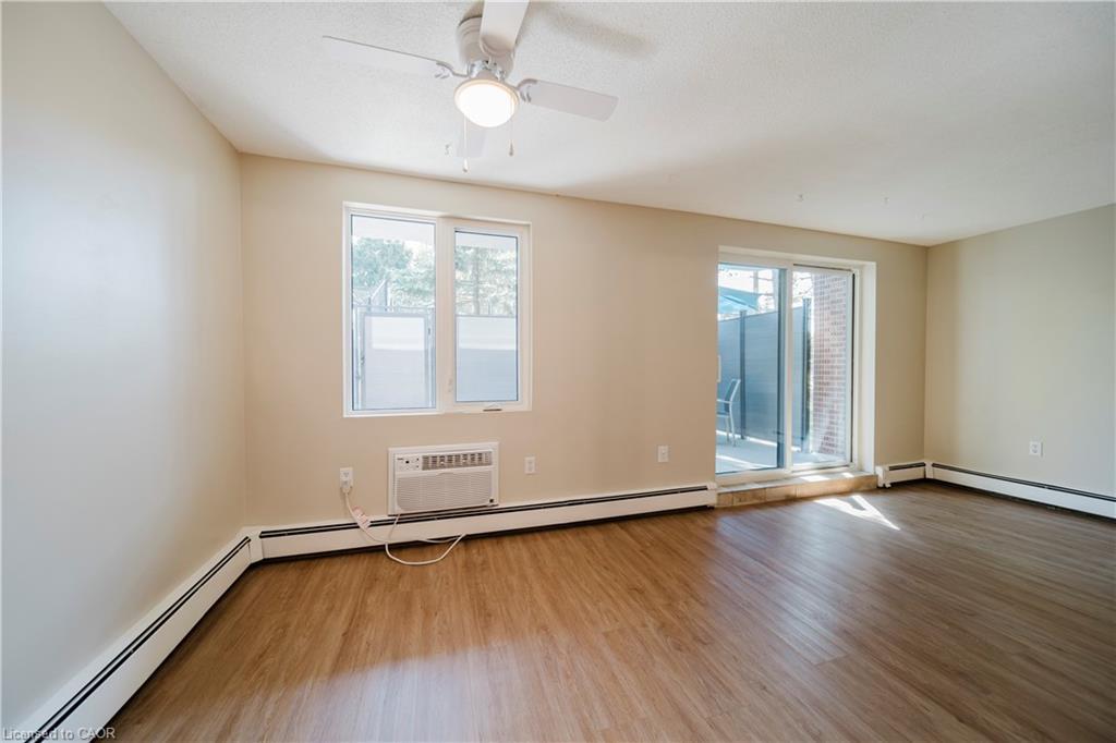 110-279 Chandler Drive, Kitchener, ON - Indoor Photo Showing Other Room