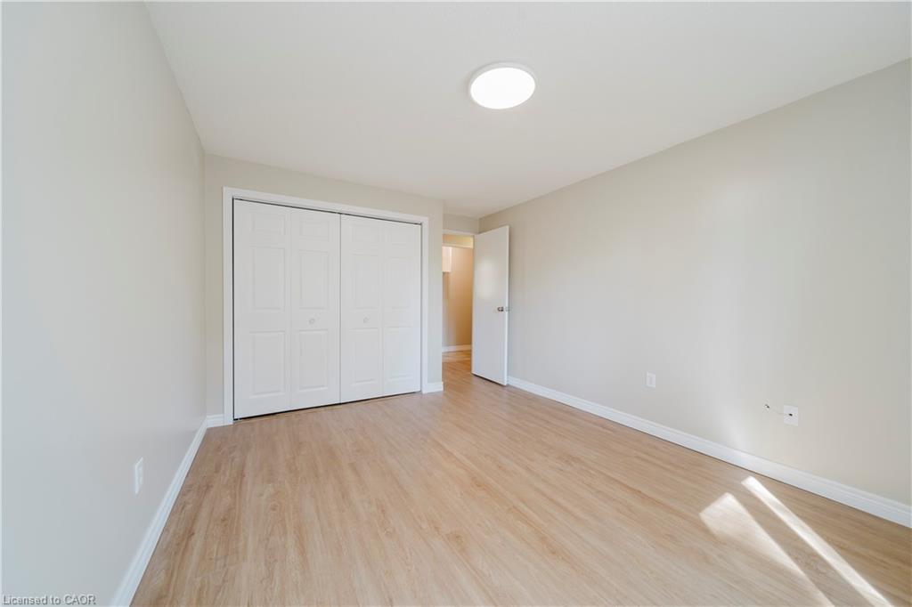 110-279 Chandler Drive, Kitchener, ON - Indoor Photo Showing Other Room