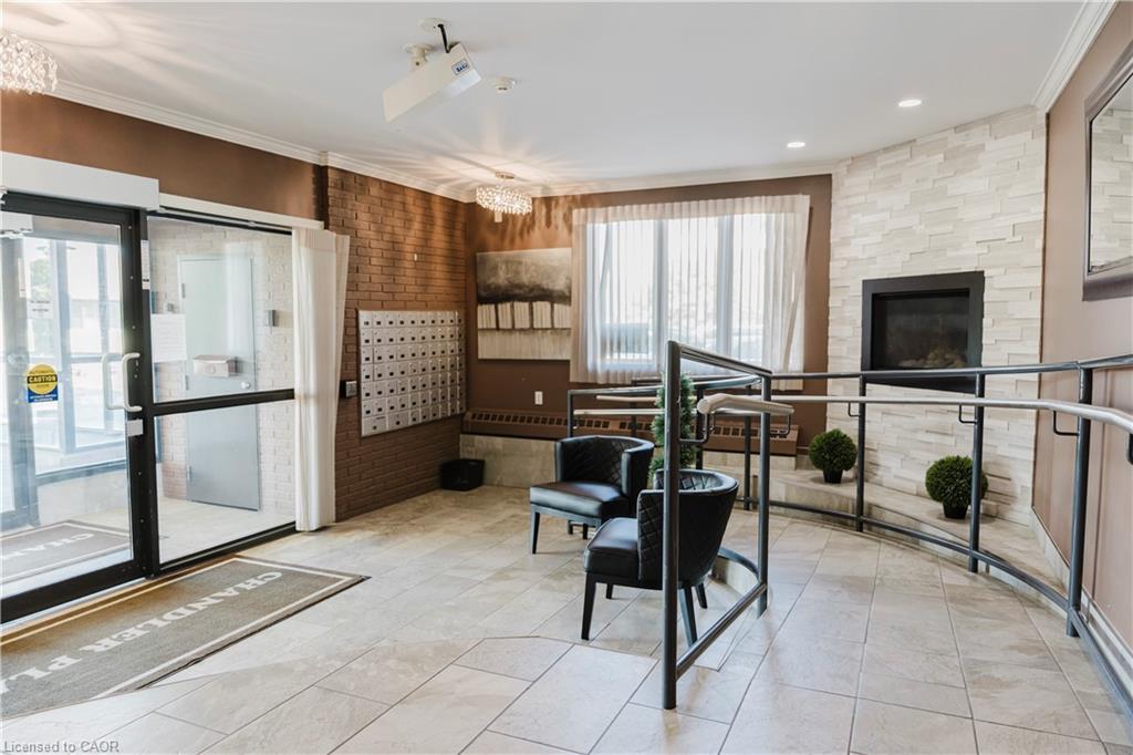 110-279 Chandler Drive, Kitchener, ON - Indoor