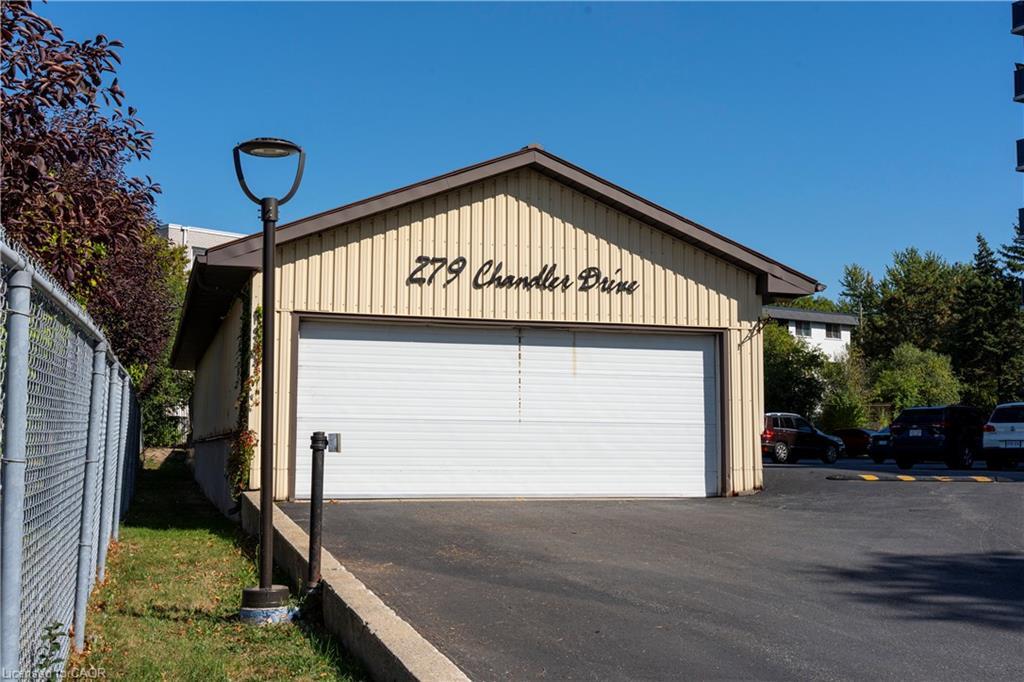 110-279 Chandler Drive, Kitchener, ON - Outdoor With Exterior