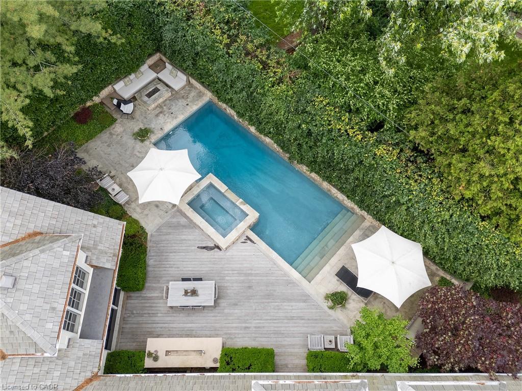 243 Alscot Crescent, Oakville, ON - Outdoor With In Ground Pool