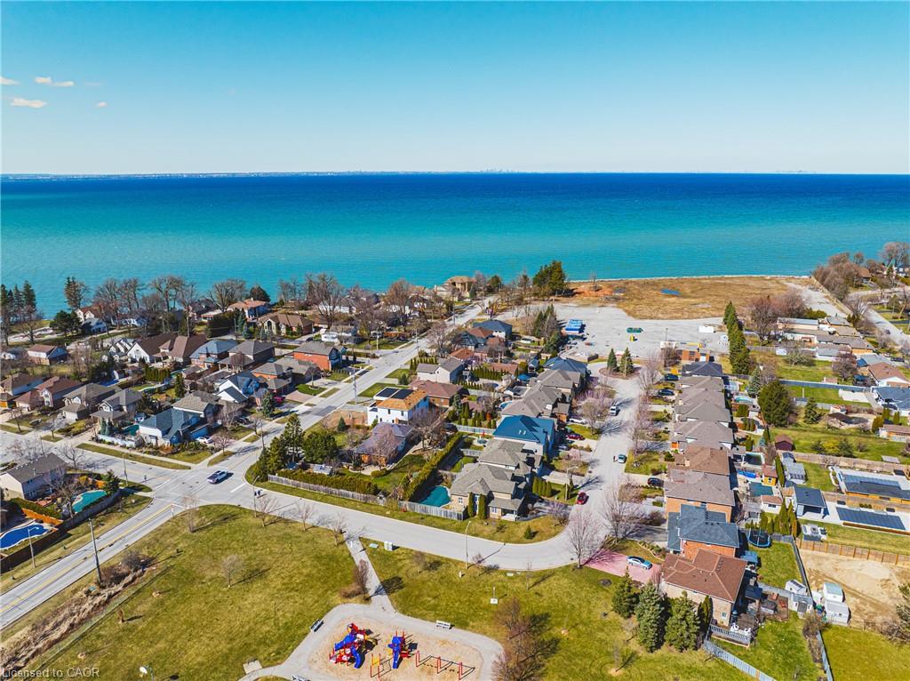 19 Liuna Court, Hamilton, ON - Outdoor With Body Of Water With View