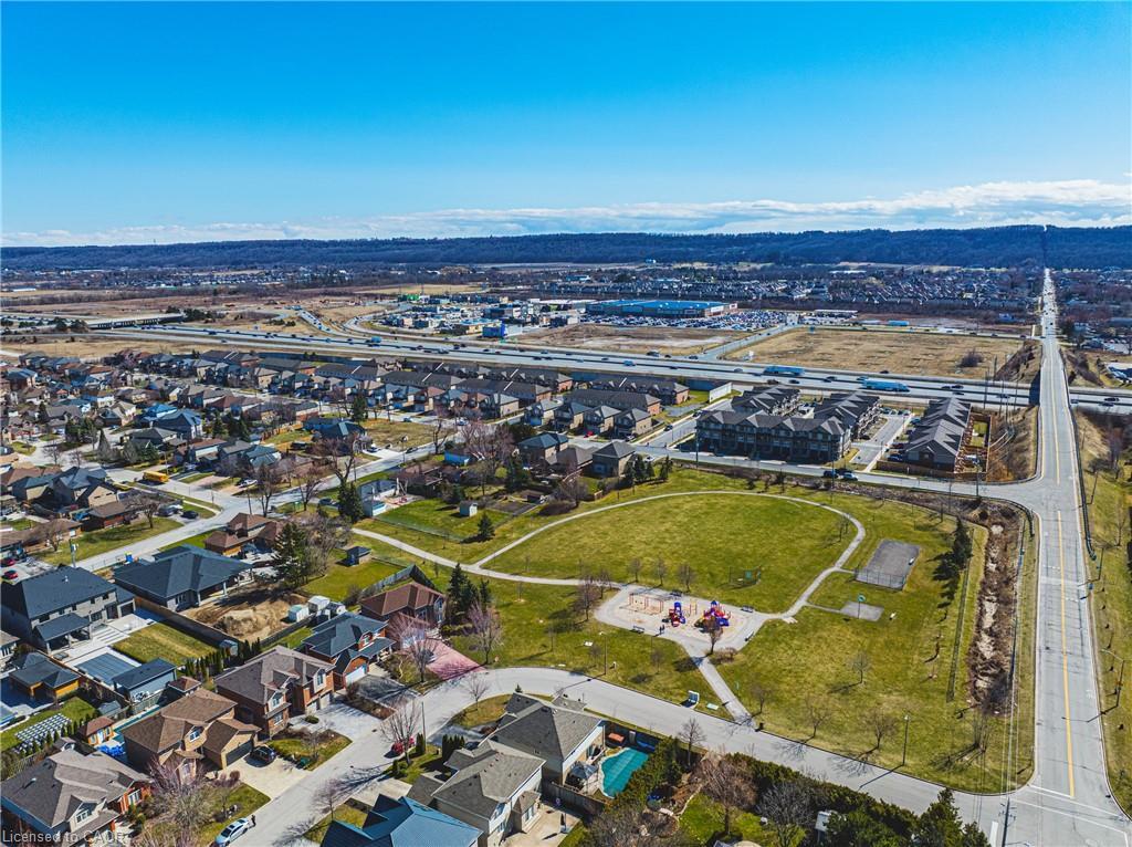 19 Liuna Court, Hamilton, ON - Outdoor With View