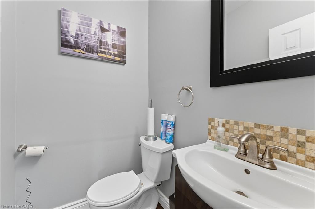 338 Trinity Church Road, Hamilton, ON