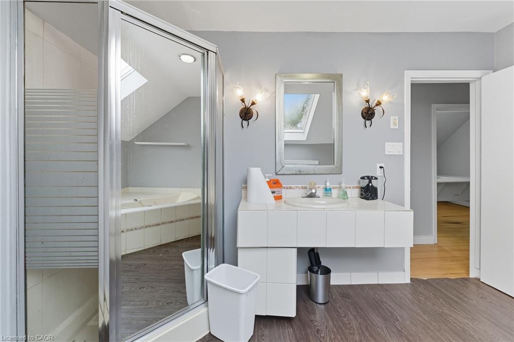 338 Trinity Church Road, Hamilton, ON