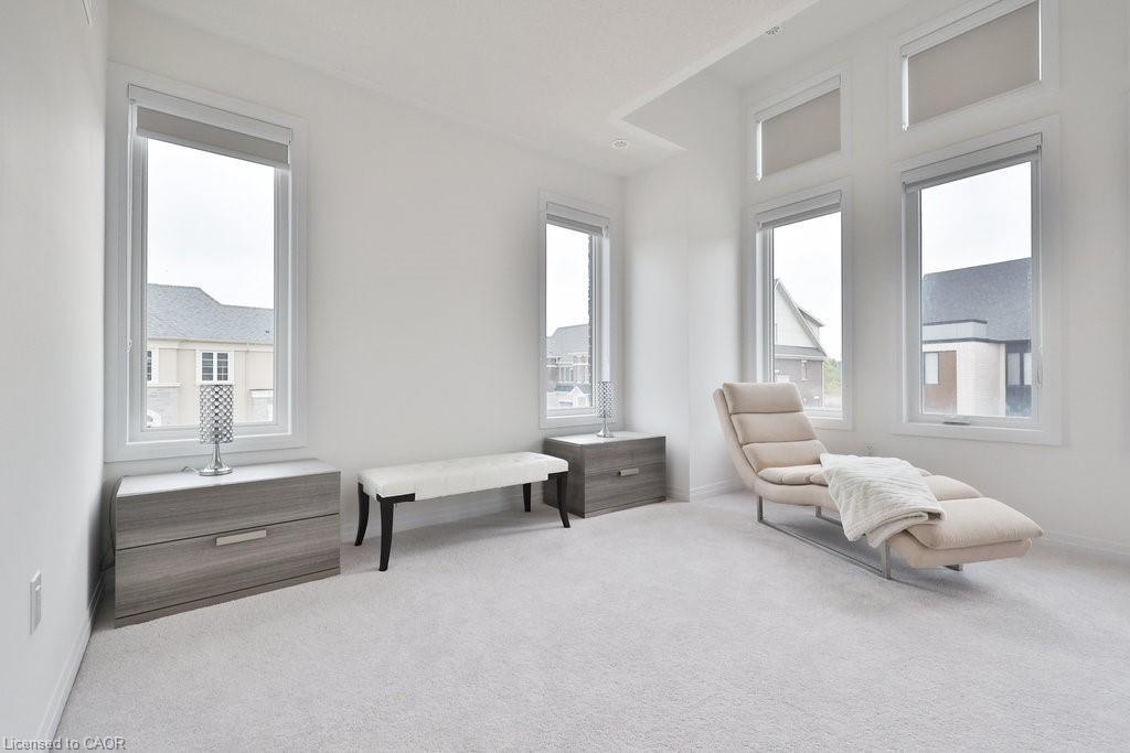 9 Crown Gate, Oakville, ON - Indoor