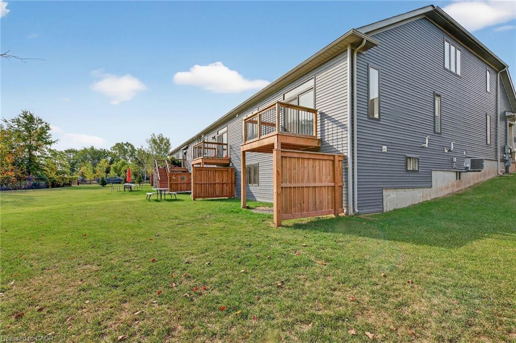 56-4311 Mann Street, Niagara Falls, ON - Outdoor