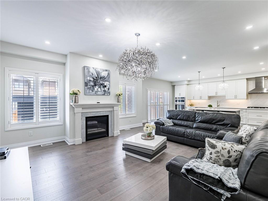 22 Rolling Rock Way, Brampton, ON - Indoor Photo Showing Living Room With Fireplace