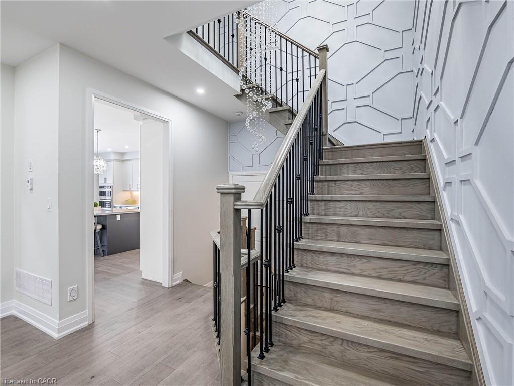 22 Rolling Rock Way, Brampton, ON - Indoor Photo Showing Other Room