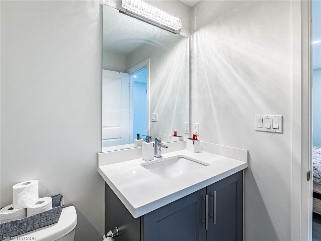 22 Rolling Rock Way, Brampton, ON - Indoor Photo Showing Bathroom