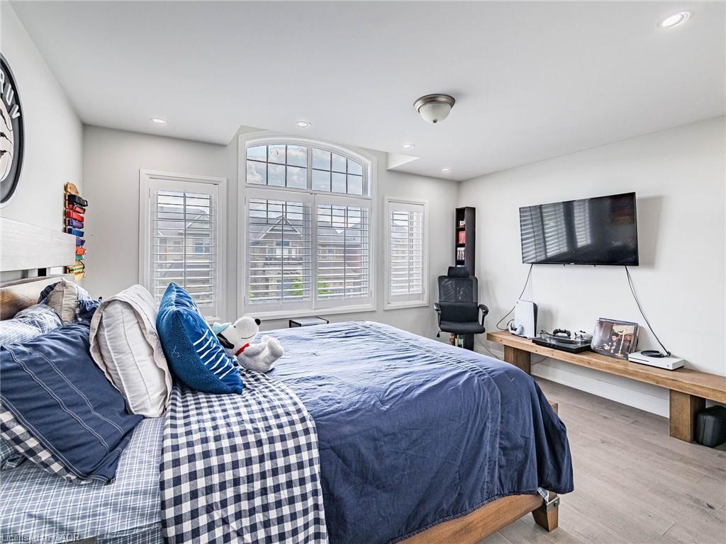 22 Rolling Rock Way, Brampton, ON - Indoor Photo Showing Bedroom