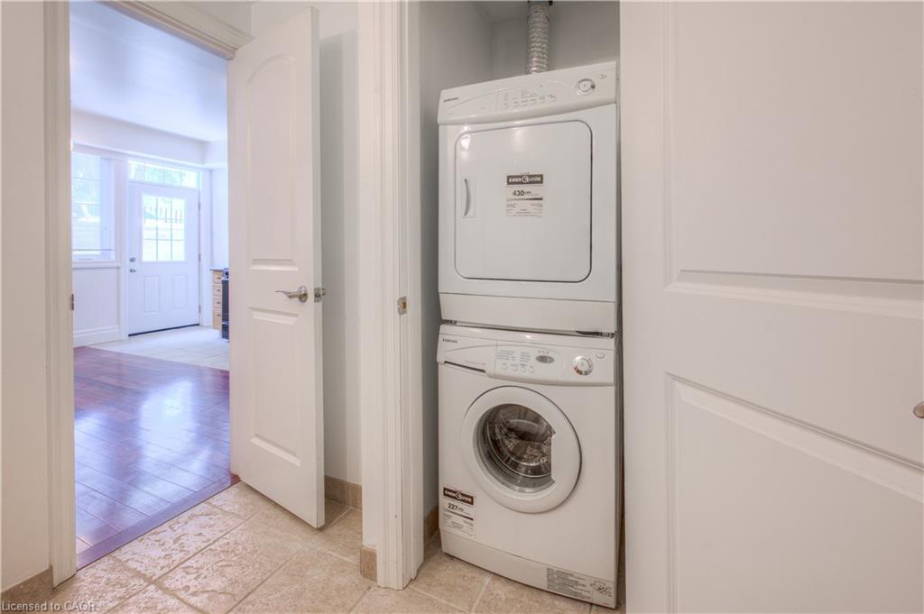 109-555 King Street E, Kitchener, ON - Indoor Photo Showing Laundry Room
