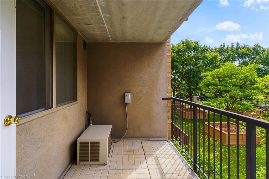 211-3499 Upper Middle Road, Burlington, ON - Outdoor With Balcony With Exterior