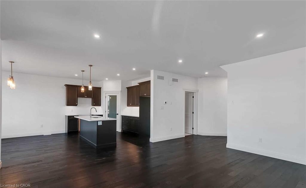 28 Rosina Lane, Thamesford, ON - Indoor