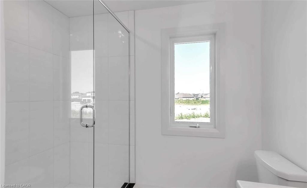 28 Rosina Lane, Thamesford, ON - Indoor Photo Showing Other Room