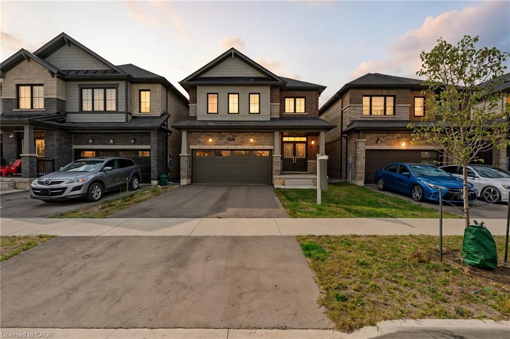 421 Barker Parkway, Thorold, ON - Outdoor With Facade