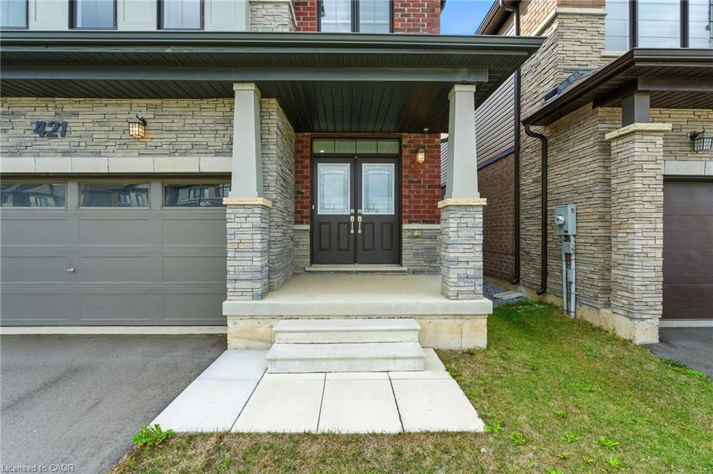 421 Barker Parkway, Thorold, ON - Outdoor With Facade