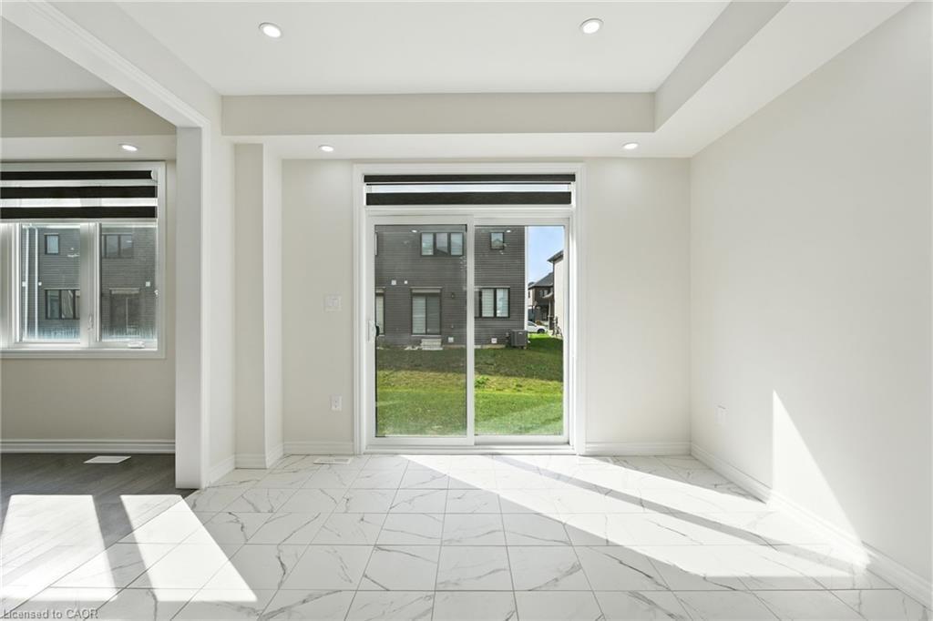 421 Barker Parkway, Thorold, ON - Indoor Photo Showing Other Room