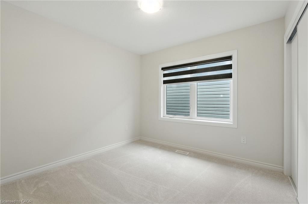 421 Barker Parkway, Thorold, ON - Indoor Photo Showing Other Room