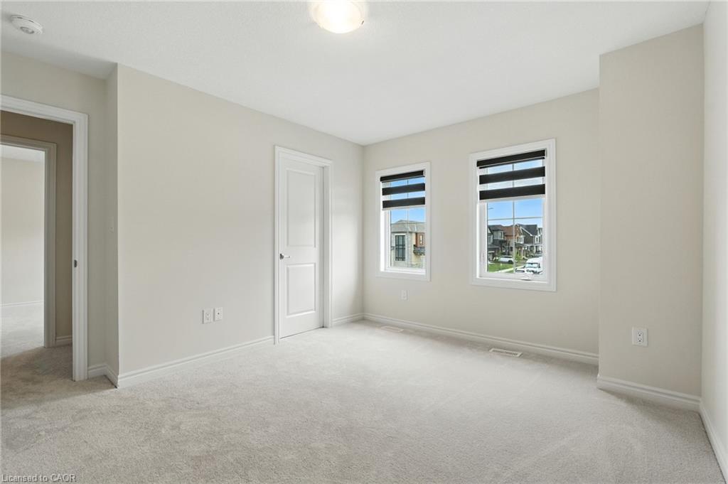 421 Barker Parkway, Thorold, ON - Indoor Photo Showing Other Room